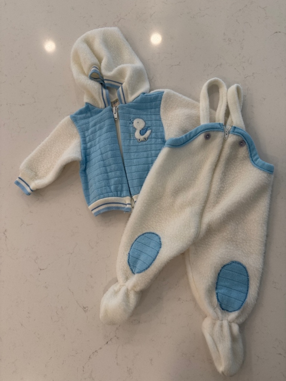 Vintage Made In Canada Cozy Blue & Cream Hooded Set size 0-3 months